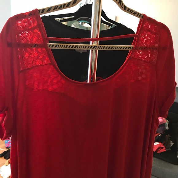 BNWT Torrid Lace Tee - Picture 4 of 5